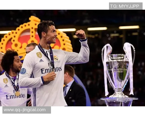 梅西与C罗继续征战绿茵场球迷期待2026年精彩对决