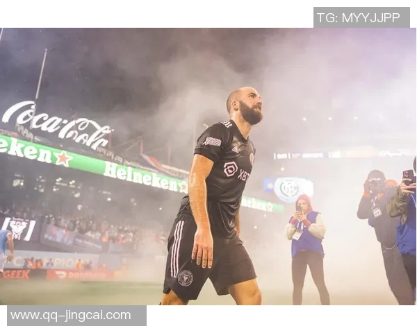 纽约城发布海报热身迎战迈阿密国际比赛时间定于11月30日早上7点